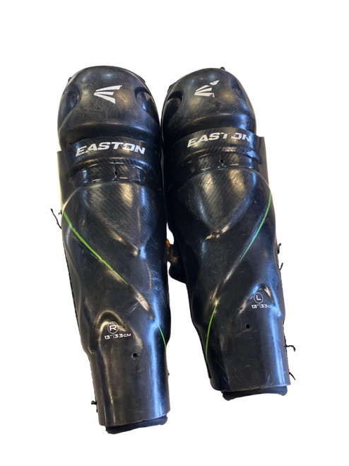 Vist Large View of Product Image Which is Used Easton Hockey Accessory