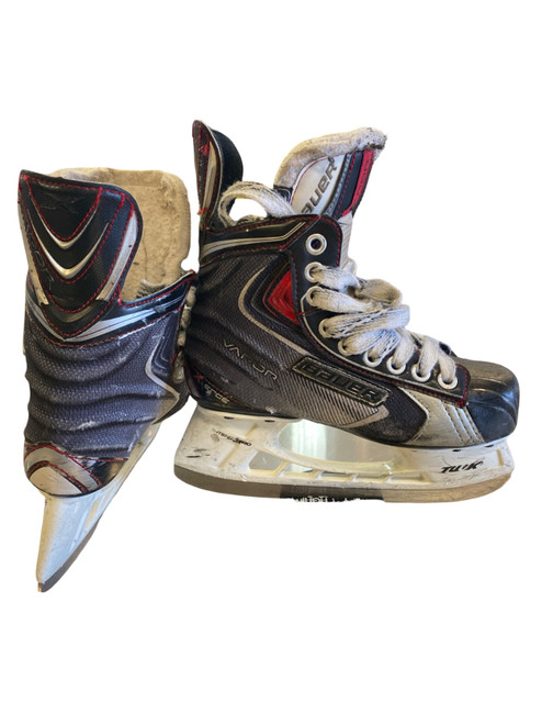 Vist Large View of Product Image Which is Used Bauer X EDGE Junior Hockey Skate Junior 02
