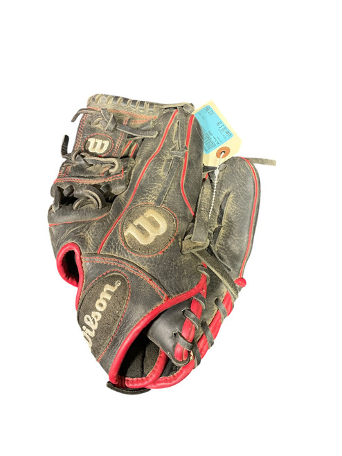 Vist Large View of Product Image Which is Used Wilson A950 BB/SB Glove RH Throw Black 10 1/2"
