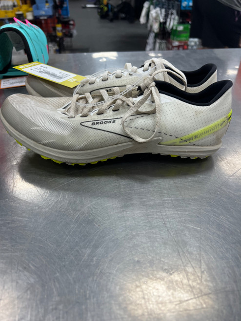 Vist Large View of Product Image Which is Used Brooks SPEED NEUTRAL XC Track & Field Cleats Adult White Senior 10