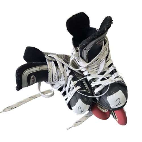 Vist Large View of Product Image Which is Used S.I.H.A. MACH 3.1 SKATES SZ2 Roller Hockey Skates Black Junior 02