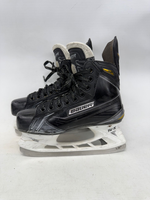 Vist Large View of Product Image Which is Used Bauer SUPREME 180 Intermediate Hockey Skate Intermediate 3.5
