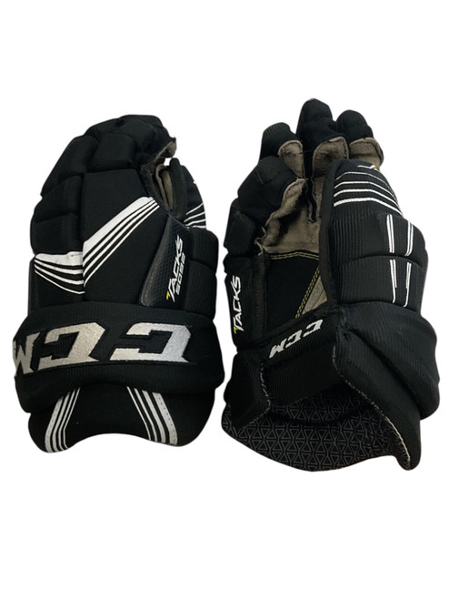 Vist Large View of Product Image Which is Used CCM TACKS 5092 Junior Gloves Black 11"
