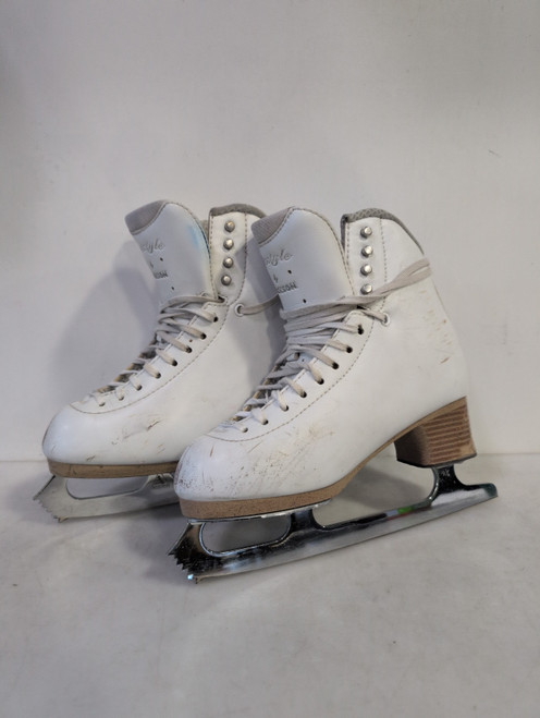 Vist Large View of Product Image Which is Used Jackson FREESTYLE WomensFigure Skate White Senior 6
