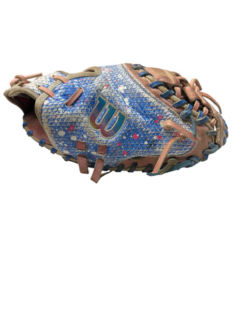 Vist Large View of Product Image Which is Used Wilson CM33 BB/SB Catchers RH Throw White And Pink 33"