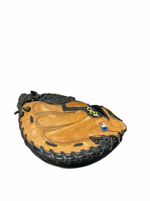 Vist Large View of Product Image Which is Used Wilson A500 BB/SB Catchers RH Throw Black 31"