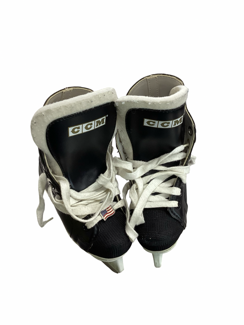 Vist Large View of Product Image Which is Used CCM CHAMPION 90 Youth Hockey Skate Youth 08.0