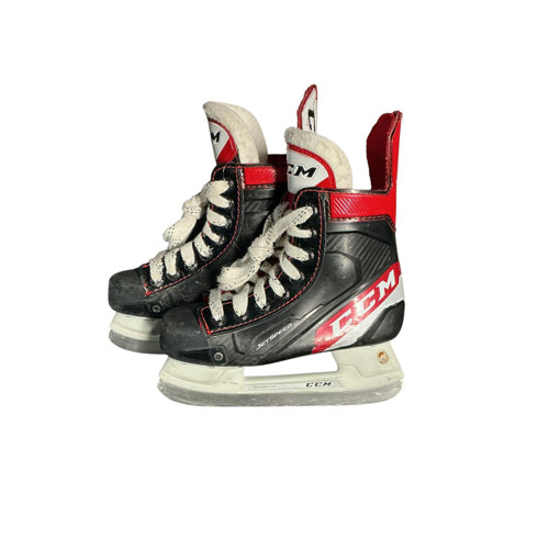 Vist Large View of Product Image Which is Used CCM JETSPEED Youth Hockey Skate Youth 12.0
