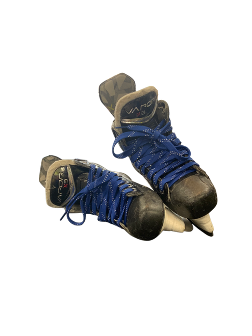 Vist Large View of Product Image Which is Used Bauer VAPOR X3 Junior Hockey Skate Junior 04.5