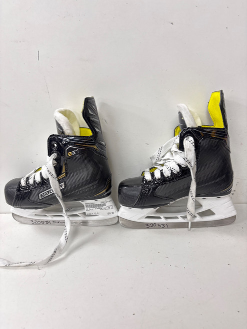 Vist Large View of Product Image Which is Used Bauer SUPREME S27 Youth Hockey Skate Youth 12.0