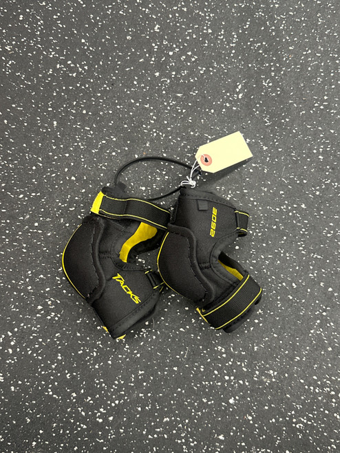 Vist Large View of Product Image Which is Used CCM 3092 Youth Elbow Pads MD