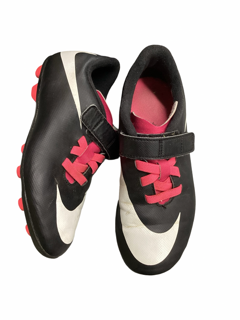 Vist Large View of Product Image Which is Used Nike Soccer Cleats Black Youth 13.0