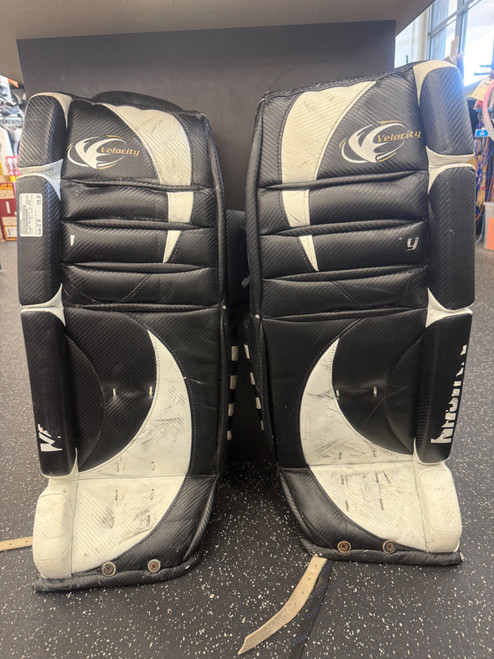 Vist Large View of Product Image Which is Used Vaughn VELOCITY V7 INT XF Inter Goalie Catcher Black/Orange/White