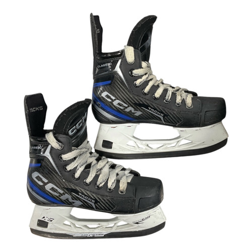 Vist Large View of Product Image Which is Used CCM TACLS CLASSIC Junior Hockey Skate Junior 01.5