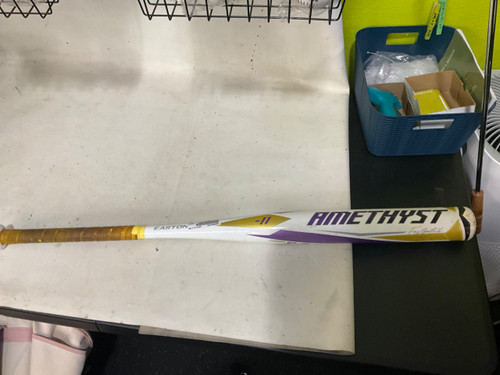 Vist Large View of Product Image Which is Used Easton AMETHYST BB/SB Fastpitch Bat 32"