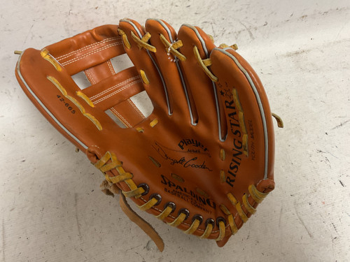 Vist Large View of Product Image Which is Used Spalding Rising Star 42-665 Baseball Glove RH Throw Brown 10"