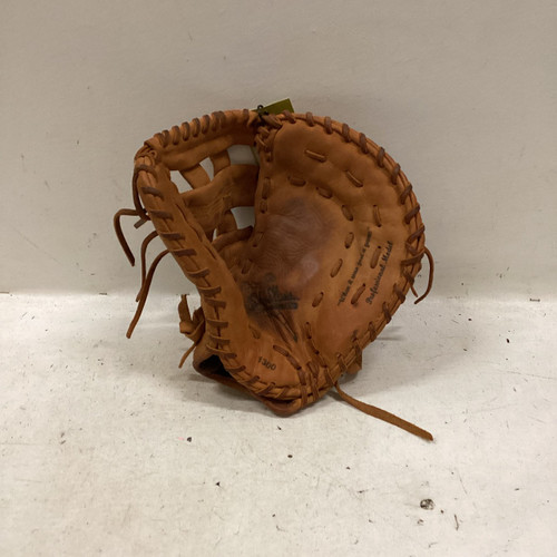 Vist Large View of Product Image Which is Used SHOELESS JOE 1ST BASE 1300 BB/SB First Base RH Throw Brown 13"
