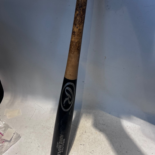 Vist Large View of Product Image Which is Used Rawlings HARD MAPLE BB/SB Wood Bat 32"