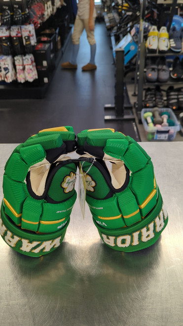 Vist Large View of Product Image Which is Used Warrior VIP Senior Gloves Green 15"