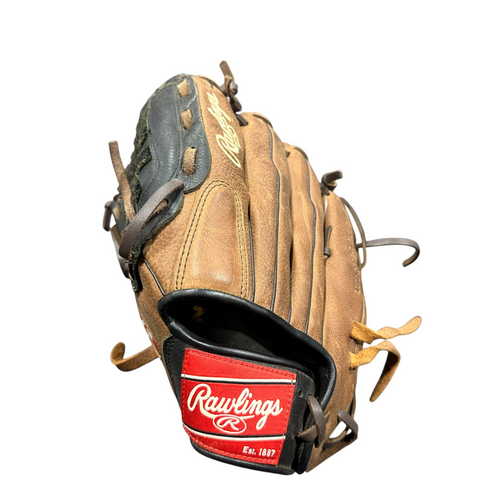 Vist Large View of Product Image Which is Used Rawlings D115BBDBCPT BB/SB Glove LH Throw Black 11 1/2"