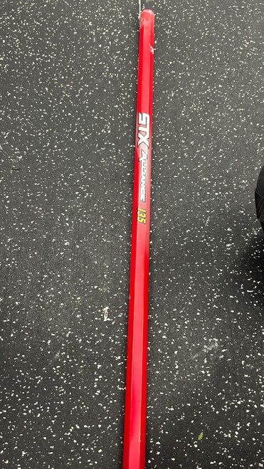 Vist Large View of Product Image Which is Used STX ALLIANCE 135 Mens Atk/Mid LAX Shaft Red