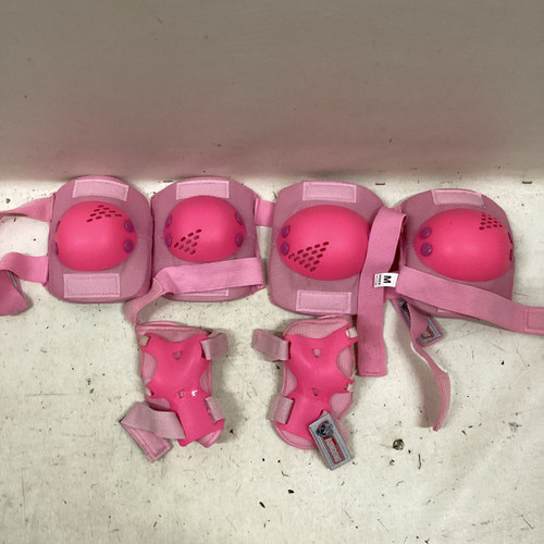 Vist Large View of Product Image Which is Used Inline Protective Set Pink MD