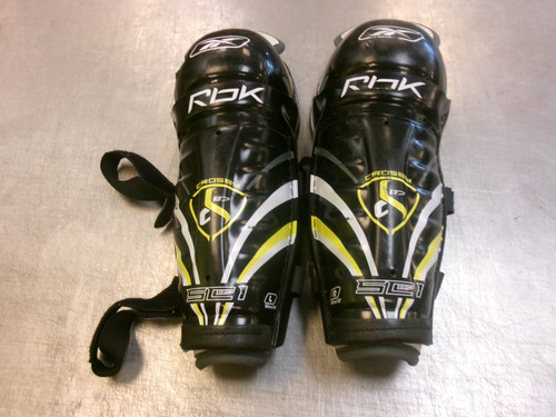 Vist Large View of Product Image Which is Used Reebok SC87 Junior Shin Guards Black 12"