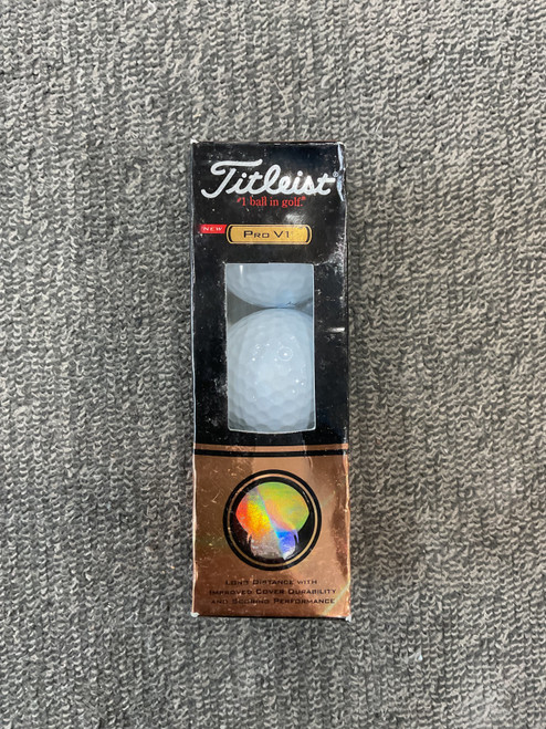 Vist Large View of Product Image Which is Used Titleist PRO V1 3PK 3 Ball - Golf Ball Sleeve