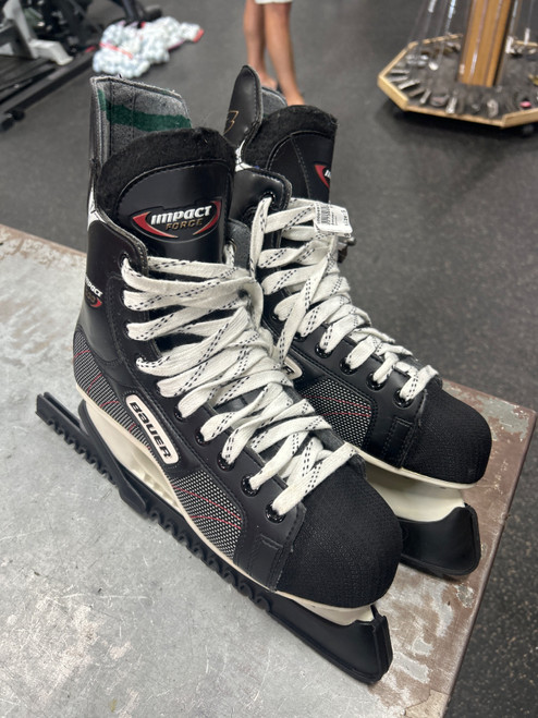 Vist Large View of Product Image Which is Used Bauer IMPACT FORCE 300 Senior Hockey Skate Senior 9.5