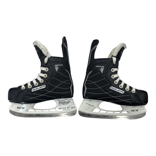 Vist Large View of Product Image Which is Used Bauer NEXUS 22 Youth Hockey Skate Youth 11.0