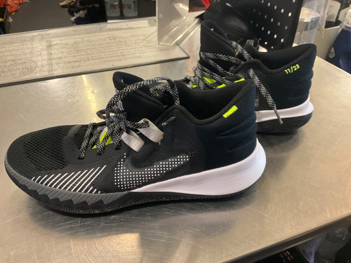 Vist Large View of Product Image Which is Used Nike Basketball Shoes M Black Senior 9