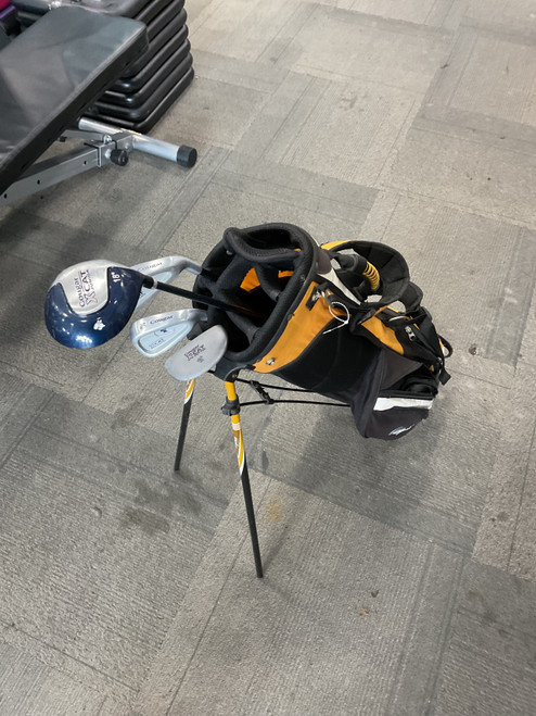Vist Large View of Product Image Which is Used Cougar Golf X-CAT JR SET RH 9-12YRS Jr Package Set RH Yellow 5 Piece
