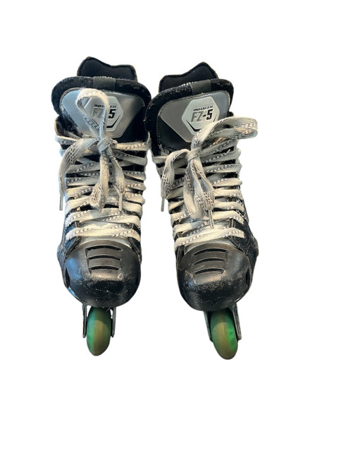 Vist Large View of Product Image Which is Used Mission INHALER FZ-5 Junior Hockey Skate Junior 01