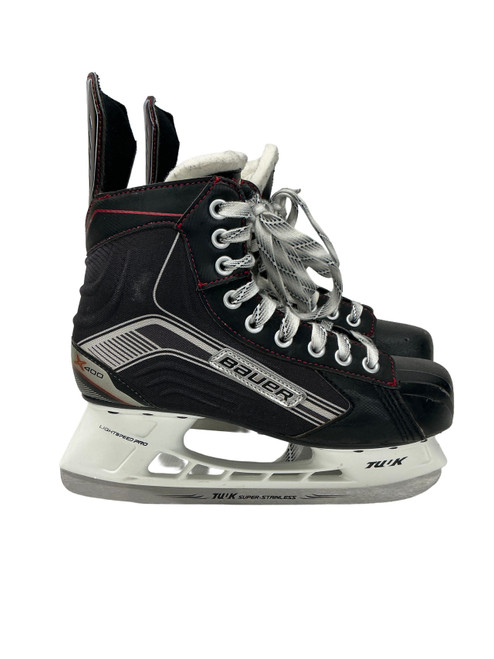 Vist Large View of Product Image Which is Used Bauer X400 Intermediate Hockey Skate Intermediate 5.5