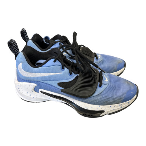 Vist Large View of Product Image Which is Basketball shoes