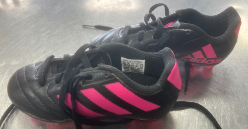 Vist Large View of Product Image Which is Used Adidas Soccer Cleats Black Youth 10.0