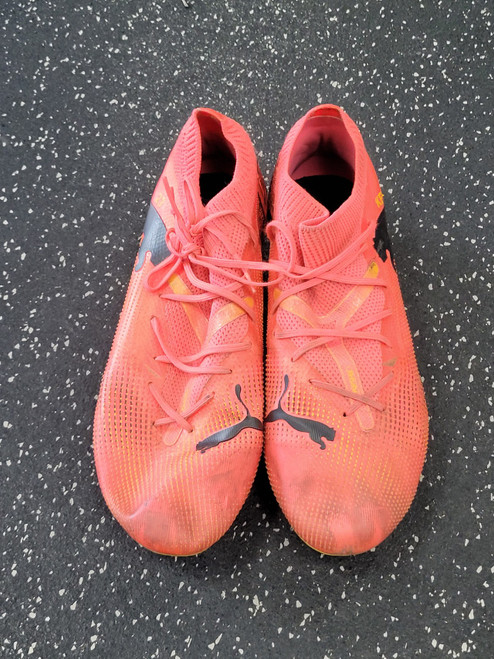 Vist Large View of Product Image Which is Used Puma FTR Soccer Cleats Pink Junior 06
