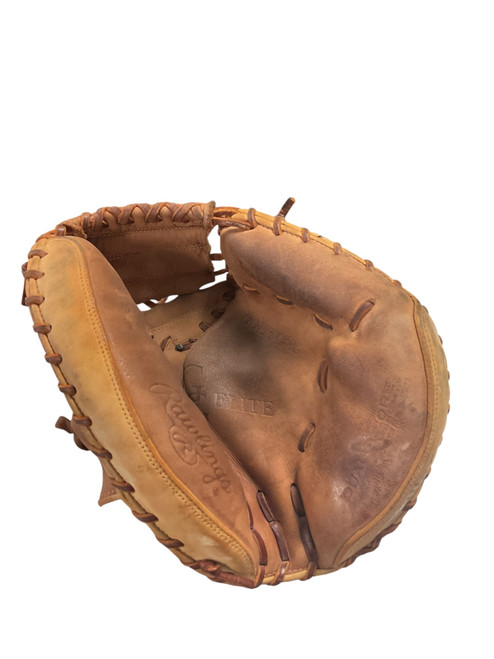 Vist Large View of Product Image Which is Used Rawlings GG ELITE BB/SB Catchers RH Throw Brown 32 1/2"