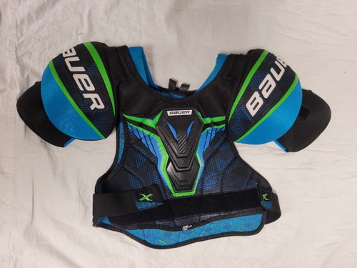 Vist Large View of Product Image Which is Used Bauer X SHOULDERS Junior Shoulder Pads MD