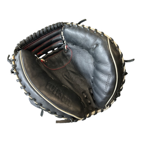 Vist Large View of Product Image Which is Used Wilson A500 BB/SB Catchers RH Throw Red 32"
