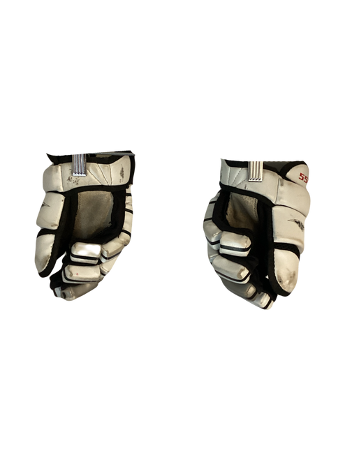 Vist Large View of Product Image Which is Used Mission 5500 Youth Gloves White 10"