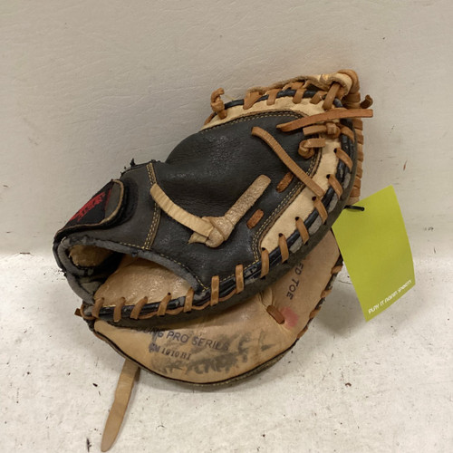 Vist Large View of Product Image Which is Used All-Star CM 1010 B1 BB/SB Catchers RH Throw Chocolate And Almond 30"