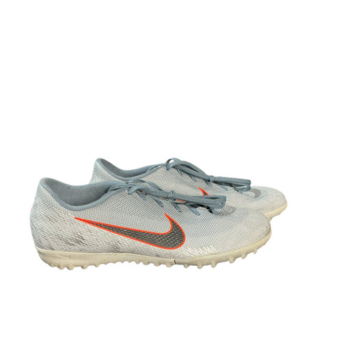 Vist Large View of Product Image Which is Used Nike Soccer Indoor Shoes Grey Senior 6.5
