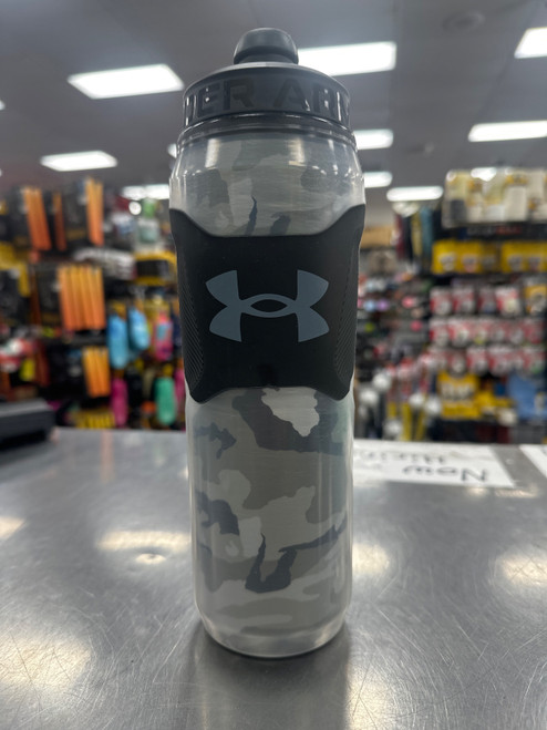 Vist Large View of Product Image Which is New UA 28oz PLAYMAKER SQUEEZE INSULATED