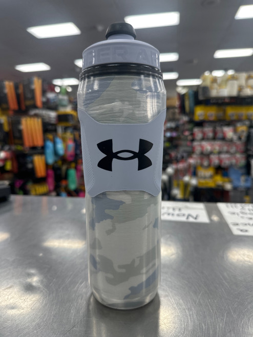 Vist Large View of Product Image Which is New UA 28oz PLAYMAKER SQUEEZE INSULATED