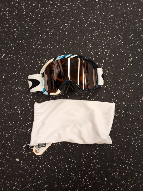 Vist Large View of Product Image Which is Used Oakley Snow Goggles Adult None
