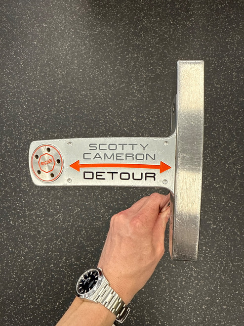 Vist Large View of Product Image Which is Used Titleist CAMERON DETOUR Mens Putter RH