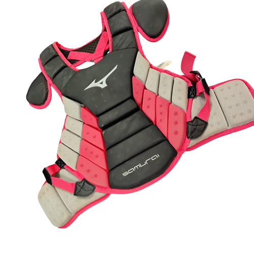 Vist Large View of Product Image Which is Used Mizuno SAMURAI Catchers Chest Protector Red Adult