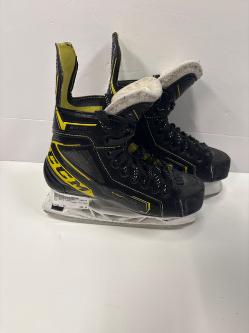 Vist Large View of Product Image Which is Used CCM 9370 TACKS Junior Hockey Skate Junior 03