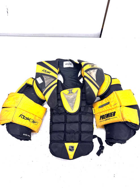 Vist Large View of Product Image Which is Used Reebok KOHO Senior Body Armor LG